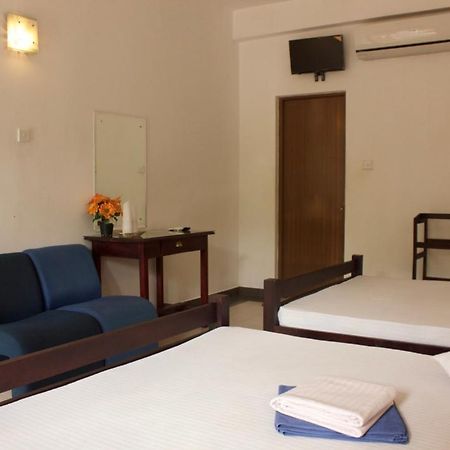 Hotel Senora Kataragama Εξωτερικό φωτογραφία