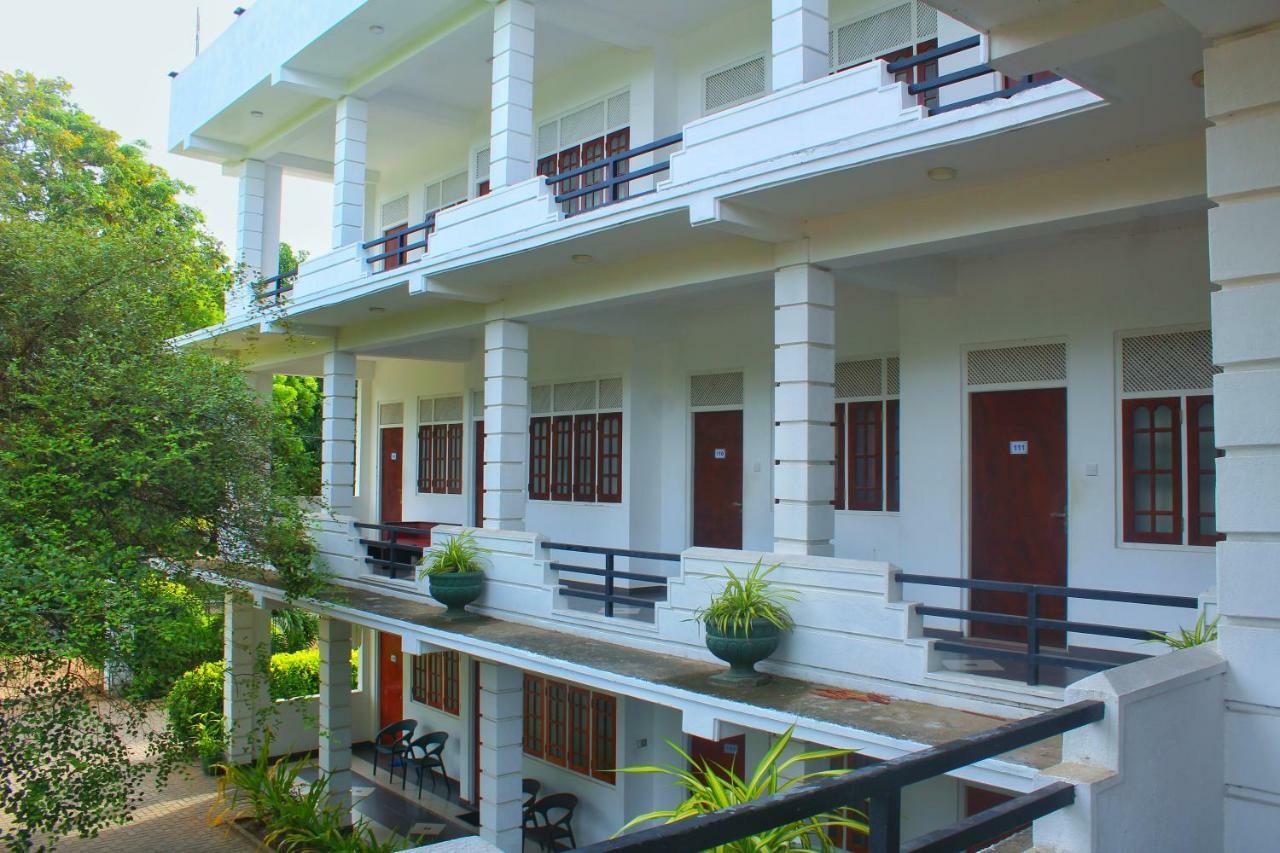 Hotel Senora Kataragama Εξωτερικό φωτογραφία