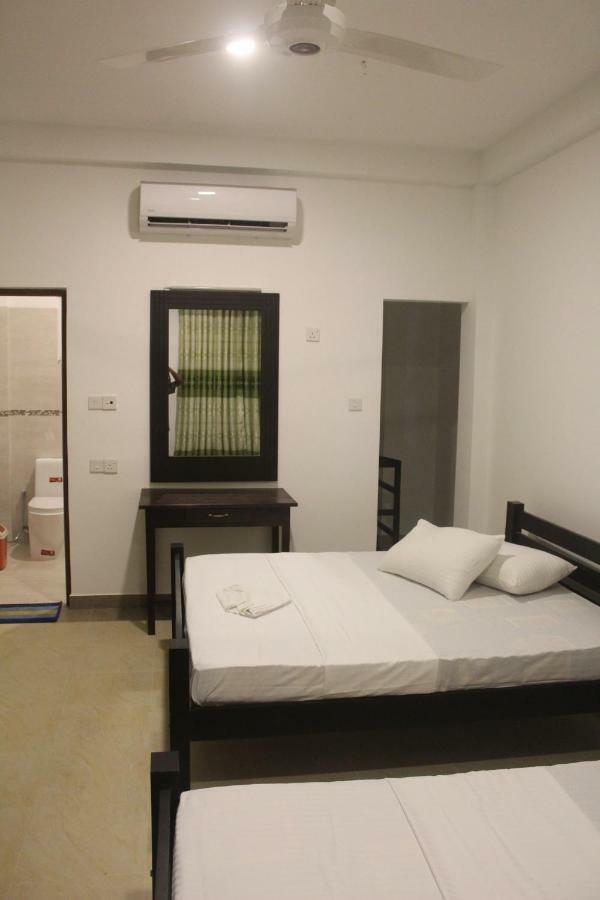Hotel Senora Kataragama Εξωτερικό φωτογραφία